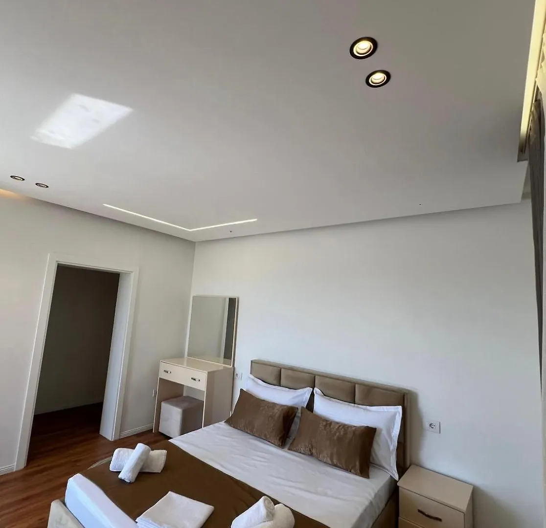 Villa S M Boks